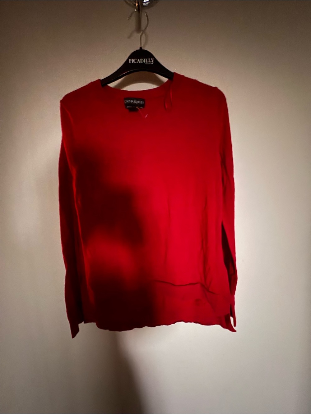 Cynthia Rowley 100% extra fine Red Merino Wool Sweater - Crew Neck